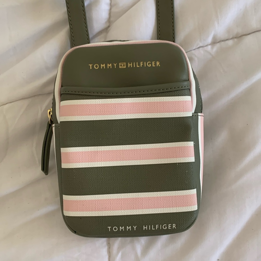 Tommy Hilfiger crossbody bag